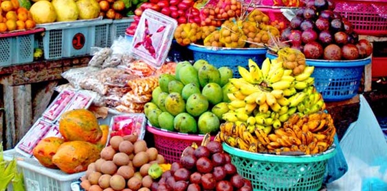 Candi Kuning Fruit Market in Bali | Bali Tours
